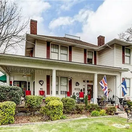The Inn Of The Patriots